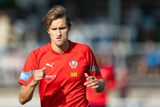 Helsingborgs Thomas Rogne före fotbollsmatchen i