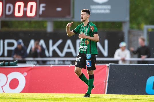 Varbergs Dion Krasniqi deppar