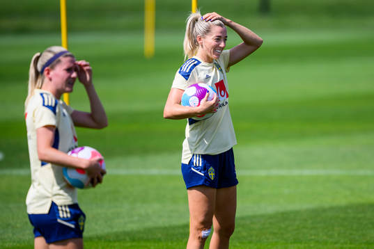 Olivia Schough and Linda Sembrant of the Swedish women's