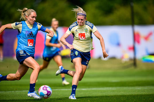 Elin Rubensson and Olivia Schough of the Swedish women's