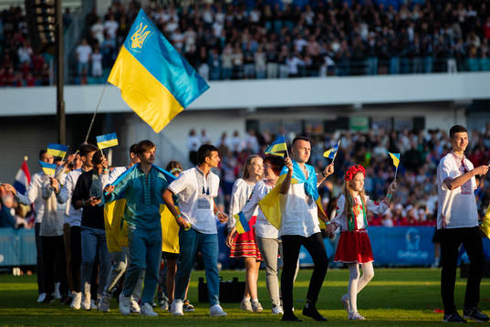 Ukraina