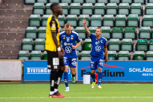 GIF Sundsvalls Pontus Engblom jublar