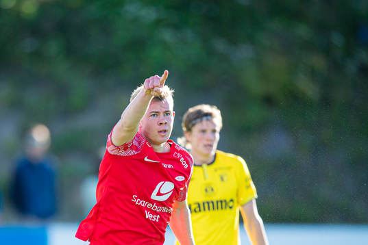 Aune Selland Heggebø of Brann celebrates