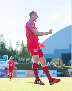 Vegard Leikvoll Moberg of Brann celebrates