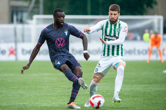Mahame Siby of Malmö FF and Marko Milićković of FK