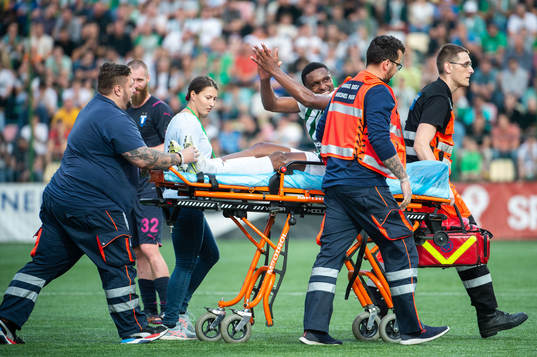 Renan Abner Do Carmo De Oliveira of FK Zalgiris is carried
