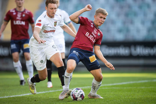 Brommapojkarnas Alexander Abrahamsson och Örgrytes Isak