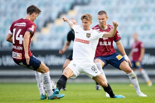 Brommapojkarnas Samuel Leach Holm mot Örgrytes Daniel