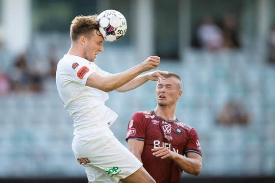 Brommapojkarnas Alexander Abrahamsson och Örgrytes