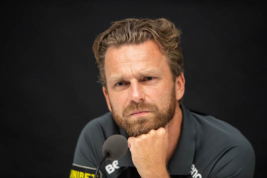 Bartosz Grzelak, head coach of AIK