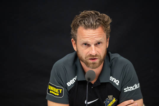 Bartosz Grzelak, head coach of AIK