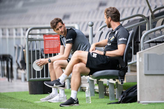 Martin Falk, assistant coach and Bartosz Grzelak, head