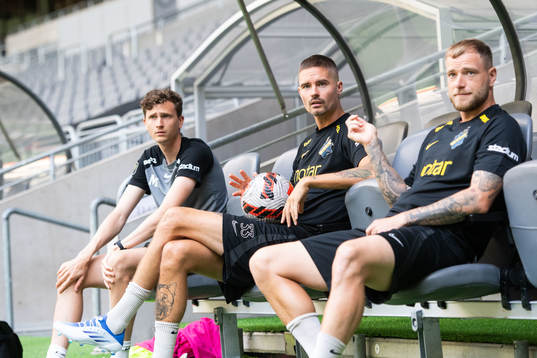 Martin Falk, assistant coach, Mikael Lustig and John