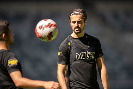 Zachary Elbouzedi of AIK