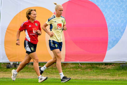 Annica Näsmark, physio and Caroline Seger of the Swedish