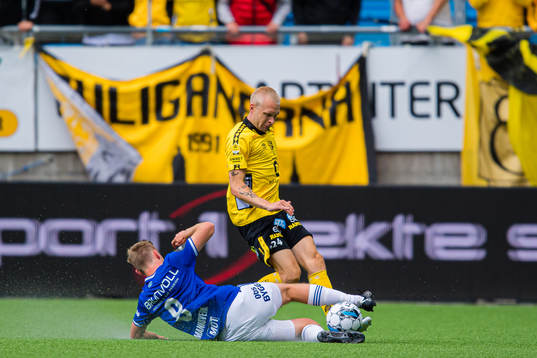 Sivert Heggheim Mannsverk of Molde and Johan Larsson of