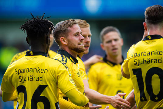 Rasmus Alm of Elfsborg celebrates