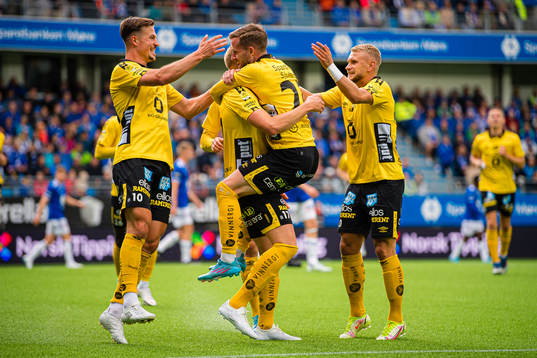 Rasmus Alm of Elfsborg celebrates