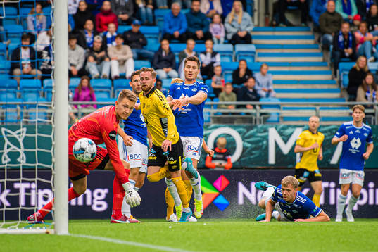 Rasmus Alm of Elfsborg scores the 0-1 goal