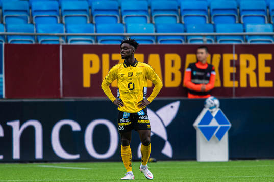 Emmanuel Boateng of Elfsborg looks dejected