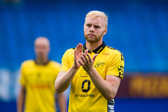Sveinn Gudjohnsen of Elfsborg looks dejected