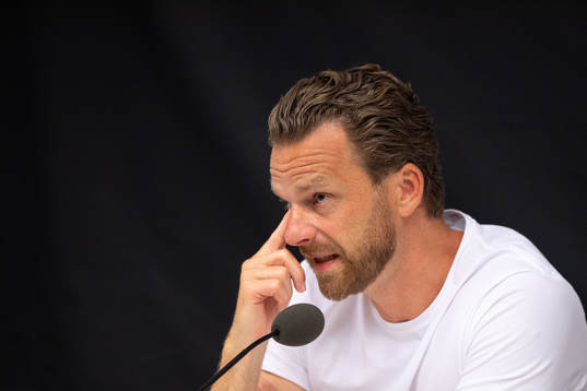 Bartosz Grzelak, head coach of AIK looks dejected