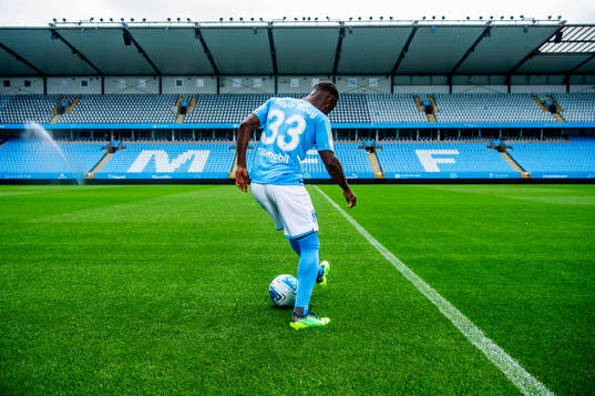 Malmö FF presenterar Mohamed Buya Turay som ny spelare