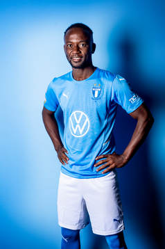 Malmö FF presenterar Mohamed Buya Turay som ny spelare