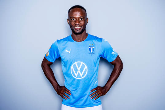 Malmö FF presenterar Mohamed Buya Turay som ny spelare