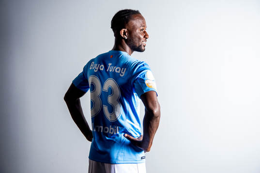 Malmö FF presenterar Mohamed Buya Turay som ny spelare