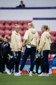 Hanna Bennison, Stina Blackstenius and Rebecka Blomqvist of