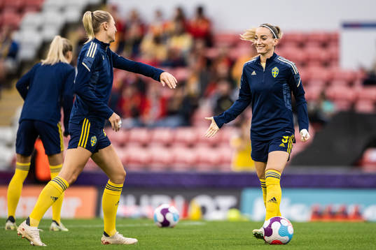 Kosovare Asllani of Sweden