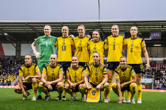 Players of Sweden line up for a team photo