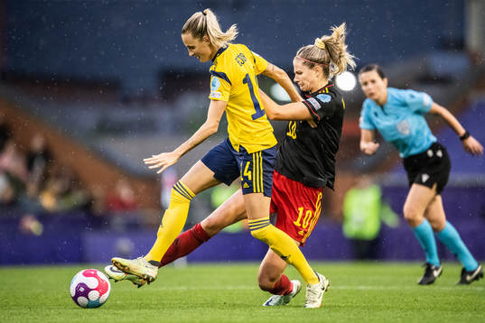 Nathalie Björn of Sweden and Justine Vanhaevermaet of