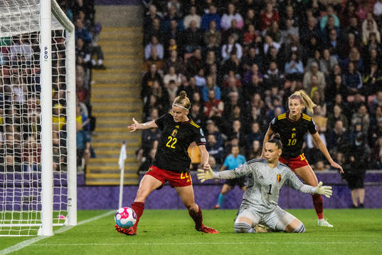 Laura Deloose of Belgium