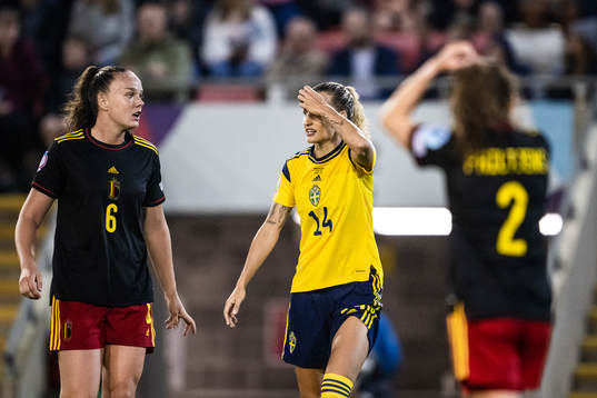 Nathalie Björn of Sweden looks dejected