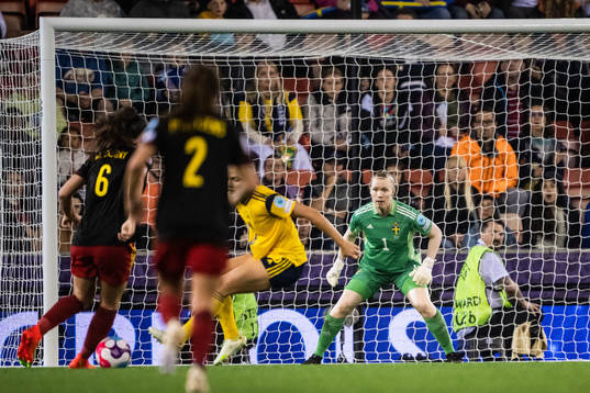 goalkeeper Hedvig Lindahl of Sweden