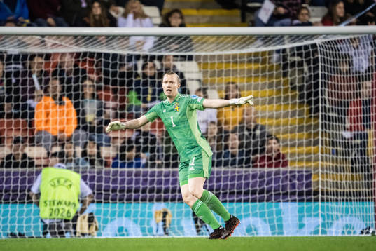 goalkeeper Hedvig Lindahl of Sweden