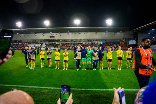 Players of Sweden celebrate