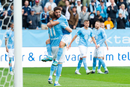 Malmö FFs Ola Toivonen och Moustafa Zeidan jublar