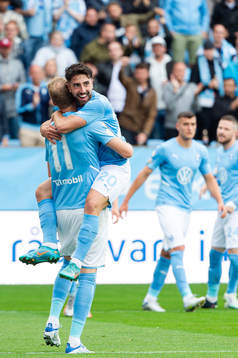 Malmö FFs Ola Toivonen och Moustafa Zeidan jublar