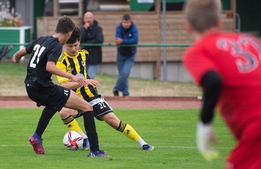 IFK Hässleholms Meraj Haidari i träningsmatchen mellan