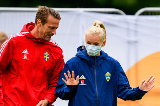 Magnus Andersson, team manager and Stina Blackstenius of
