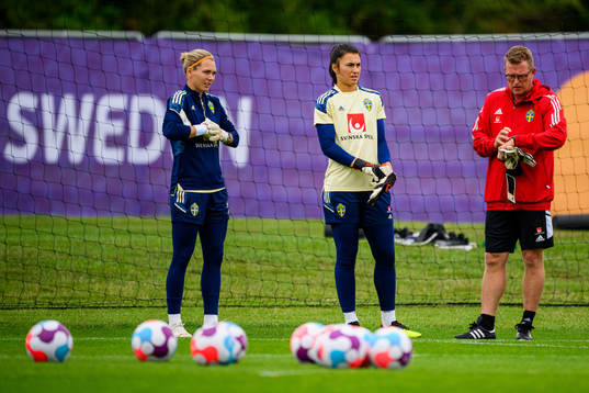 Goalkeeper Jennifer Falk, goalkeeper Zecira Musovic and