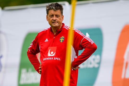 Mats Börjesson, doctor of the Swedish women's national