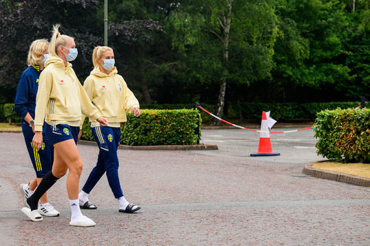 Stina Blackstenius, Amanda Nilden, Rebecca Schelin, press