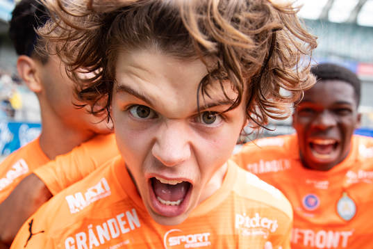 Bläddra bland fler bilder av Fotboll, Gothia Cup, Finaler