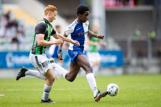 Kamp om bollen