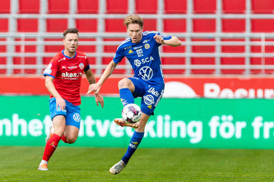 Helsingborgs Viljormur Davidsen och GIF Sundsvalls Marcus