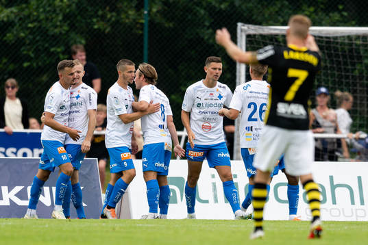 Värnamos Marcus Antonsson jublar